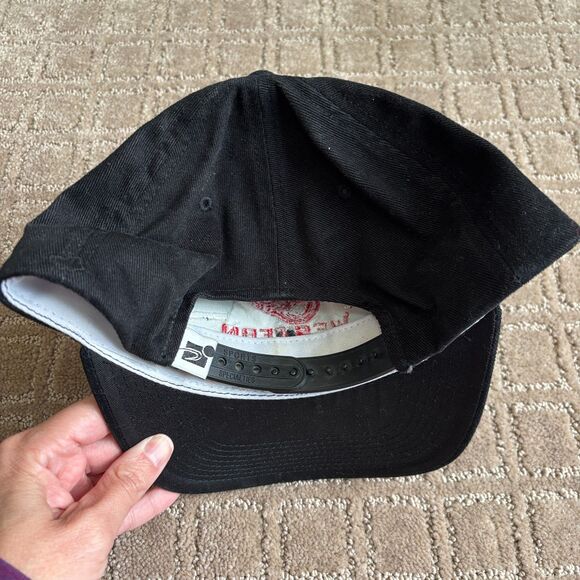 Vintage Sports Specialties Detroit Red Wings Hat Cap Snap Back Black Champions - Picture 3 of 6